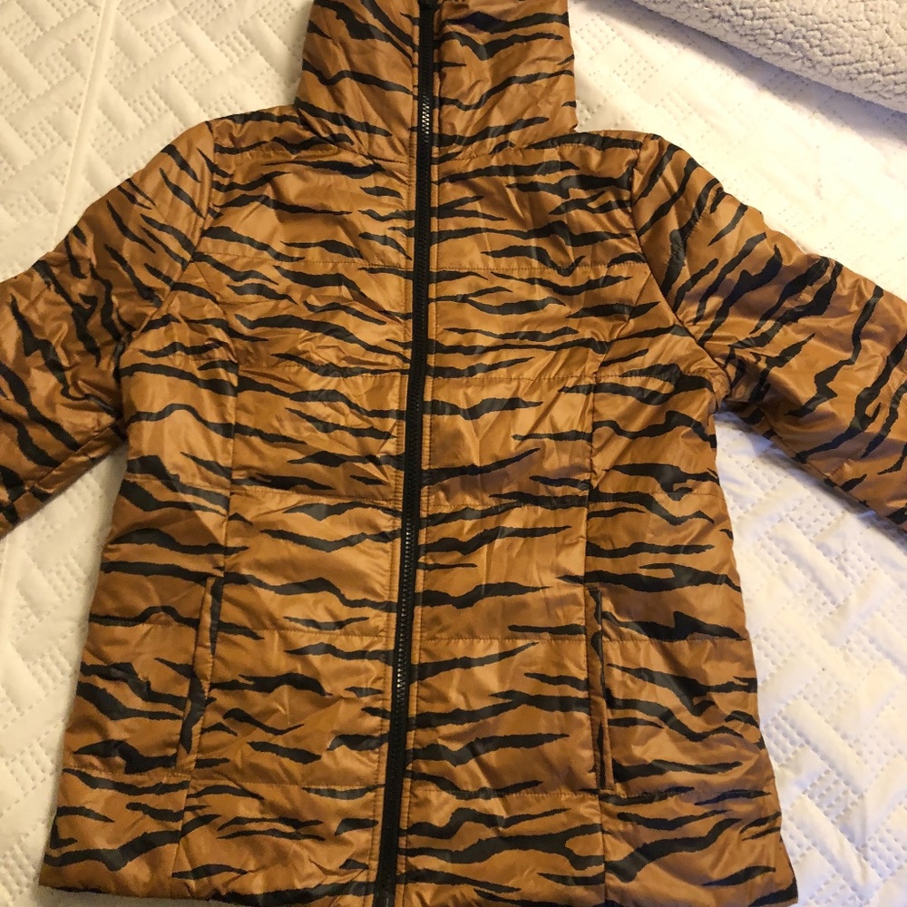 Reversible Puffer Jacket - Picture 8 of 8